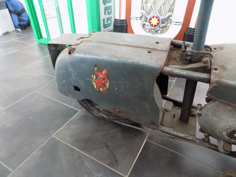 Airborn paramotor ww.2 airborne motorfiets opklapbaar luchtlanding para - Motorcycle: picture 2 Airborn paramotor ww.2 airborne motorfiets opklapbaar luchtlanding para - Motorcycle: picture 2