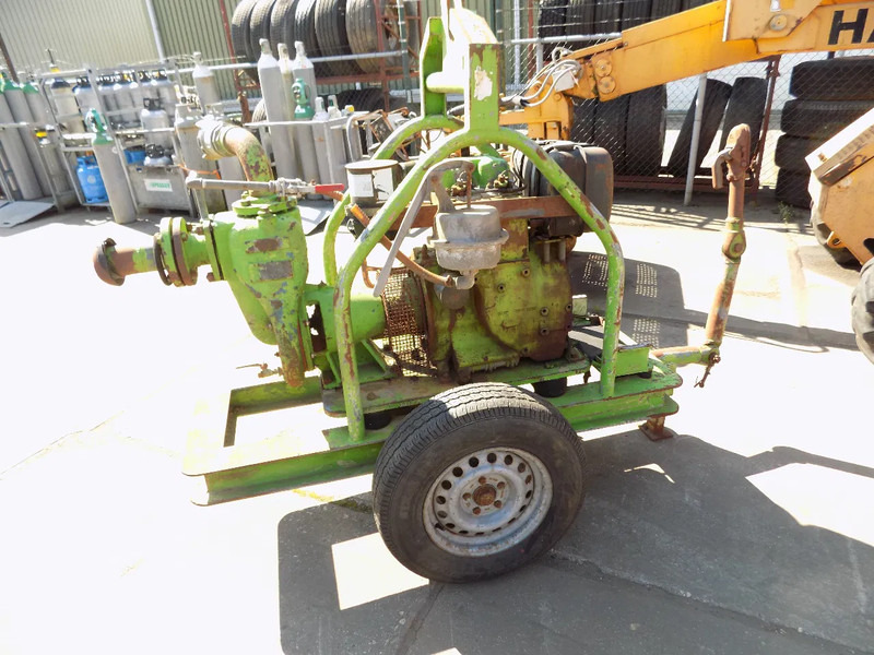 Hatz 2 cillinder waterpomp waterpomp diesel hatz. - Water pump: picture 1 Hatz 2 cillinder waterpomp waterpomp diesel hatz. - Water pump: picture 1