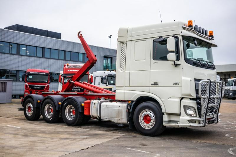DAF XF 510 - AJK - Hook lift truck: picture 2 DAF XF 510 - AJK - Hook lift truck: picture 2
