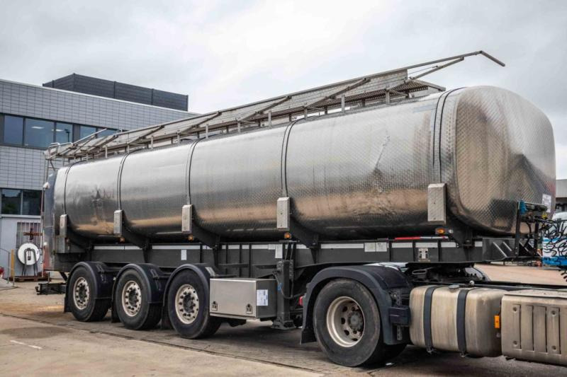 MAFA SAL 40.24/95e-INOX 29.000 L (no pump) - Tanker semi-trailer: picture 2 MAFA SAL 40.24/95e-INOX 29.000 L (no pump) - Tanker semi-trailer: picture 2