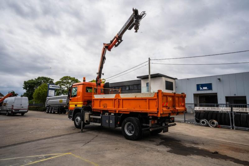 Mercedes ACTROS 1832 K + Palfinger 10 t/m - Tipper, Crane truck: picture 5 Mercedes ACTROS 1832 K + Palfinger 10 t/m - Tipper, Crane truck: picture 5