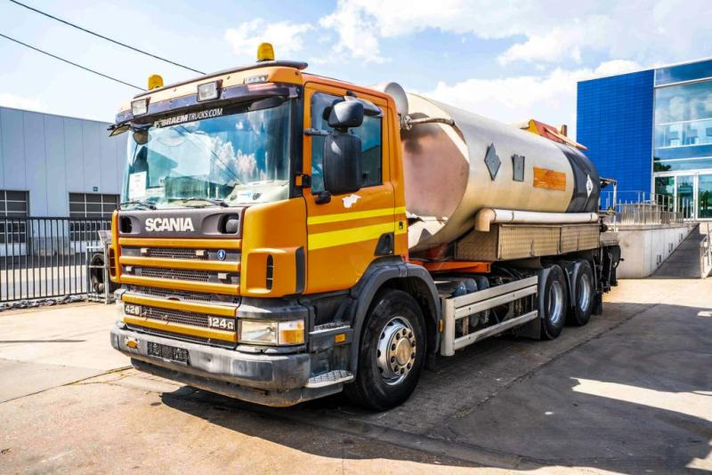 Scania SCANIA 124G.420 BITUMEN - Tanker truck: picture 1 Scania SCANIA 124G.420 BITUMEN - Tanker truck: picture 1