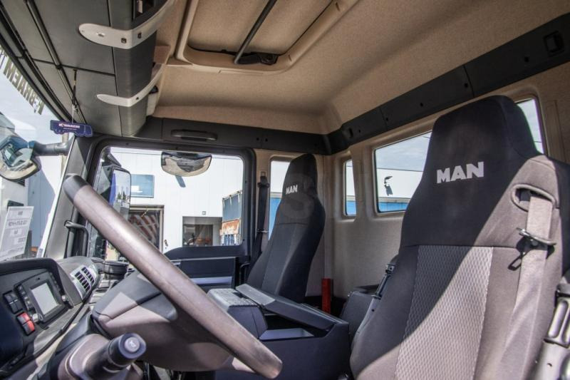 Tractor unit MAN TGS 26.470 6X6H+HYDR: picture 6