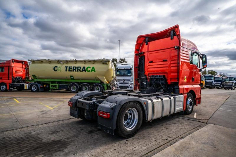 MAN TGX 18.470 XLX BLS - Tractor unit: picture 4 MAN TGX 18.470 XLX BLS - Tractor unit: picture 4