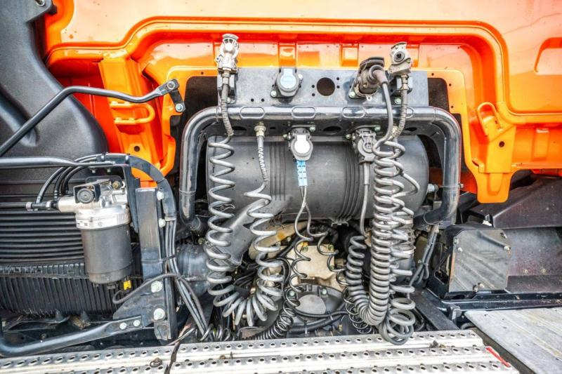 Tractor unit MAN TGX 18.470 XLX BLS+KIPHYDR.: picture 8