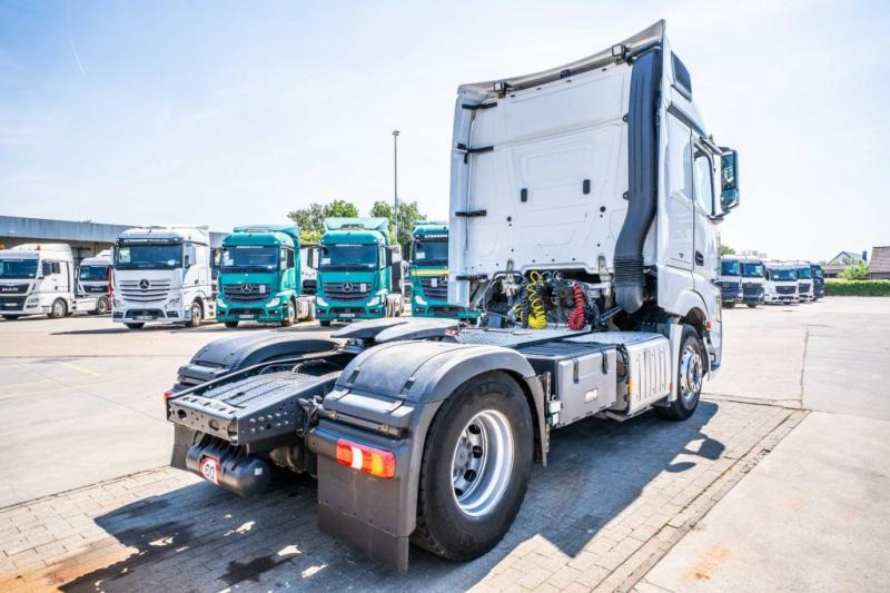 Mercedes ACTROS 1845 LS - Tractor unit: picture 4 Mercedes ACTROS 1845 LS - Tractor unit: picture 4