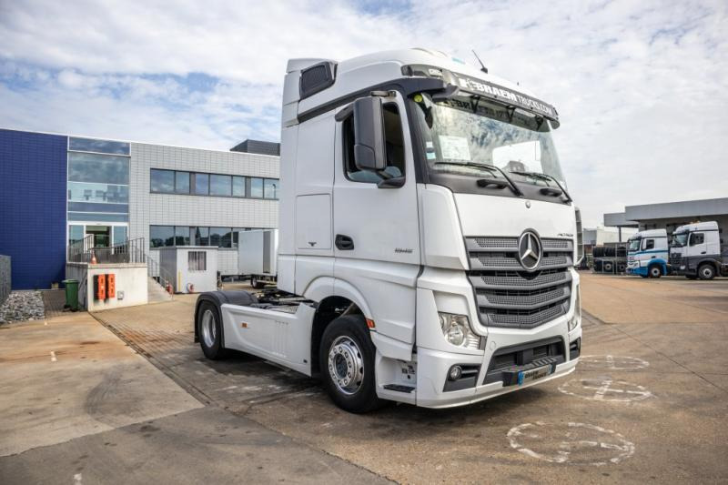 Mercedes ACTROS 1845 LS+VOITH - Tractor unit: picture 4 Mercedes ACTROS 1845 LS+VOITH - Tractor unit: picture 4