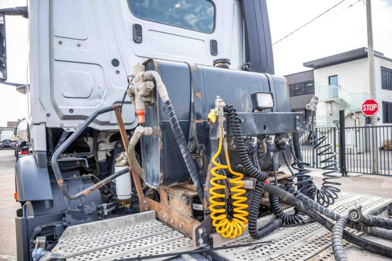 Mercedes AROCS 2645 BLS-6X4 - Tractor unit: picture 5 Mercedes AROCS 2645 BLS-6X4 - Tractor unit: picture 5