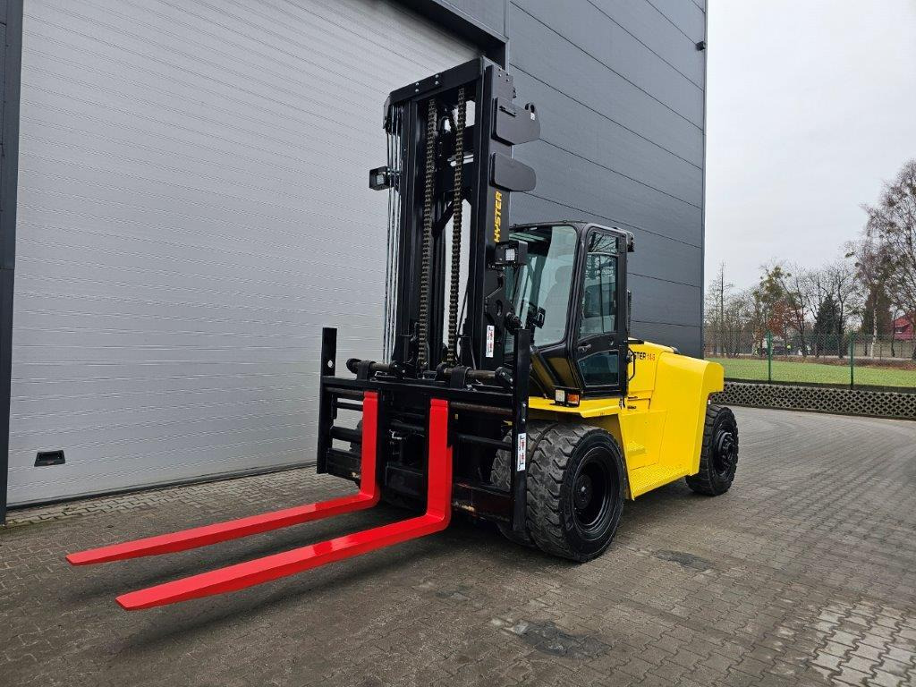 Hyster H14XM-6 - Diesel forklift: picture 3 Hyster H14XM-6 - Diesel forklift: picture 3