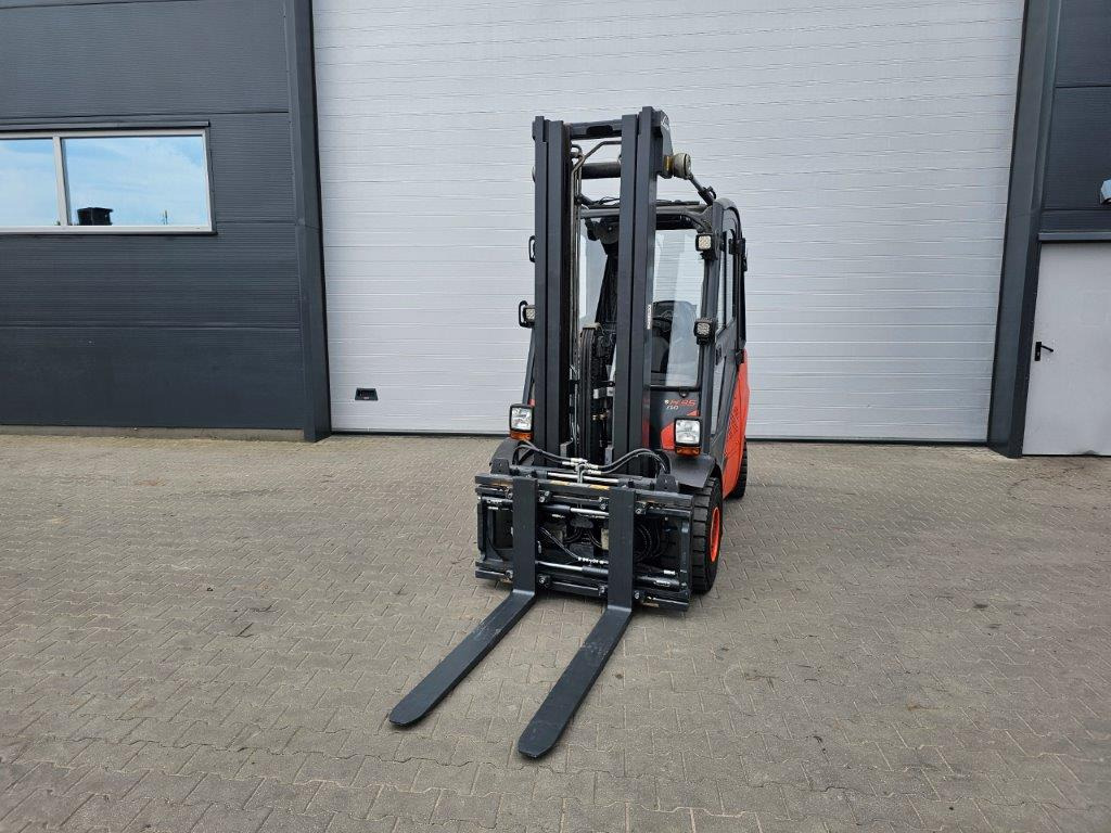 Linde H35D-02 - TRIPLEX - Diesel forklift: picture 3 Linde H35D-02 - TRIPLEX - Diesel forklift: picture 3