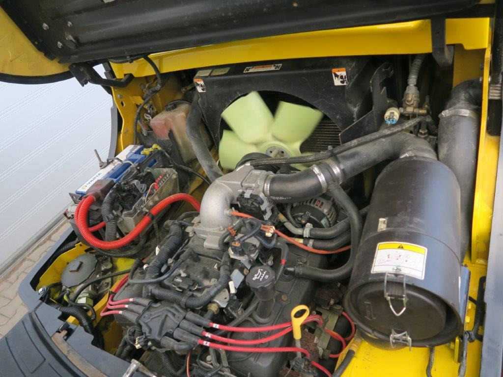 LPG forklift Yale GLP50VX TRIPLEX Container-Indoor-Stapler: picture 8