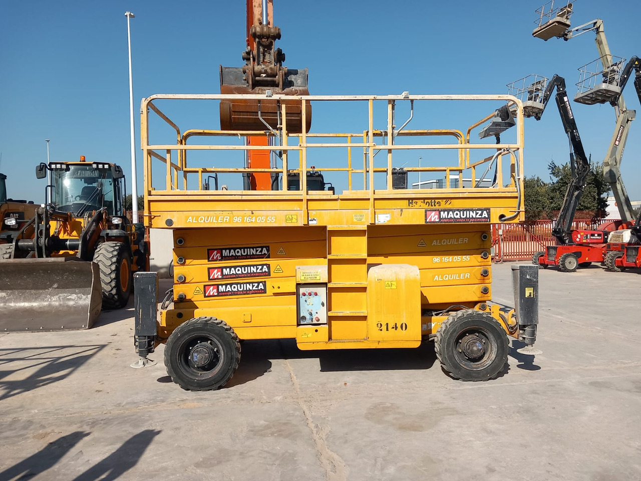 HAULOTTE H18SX - Scissor lift: picture 1 HAULOTTE H18SX - Scissor lift: picture 1