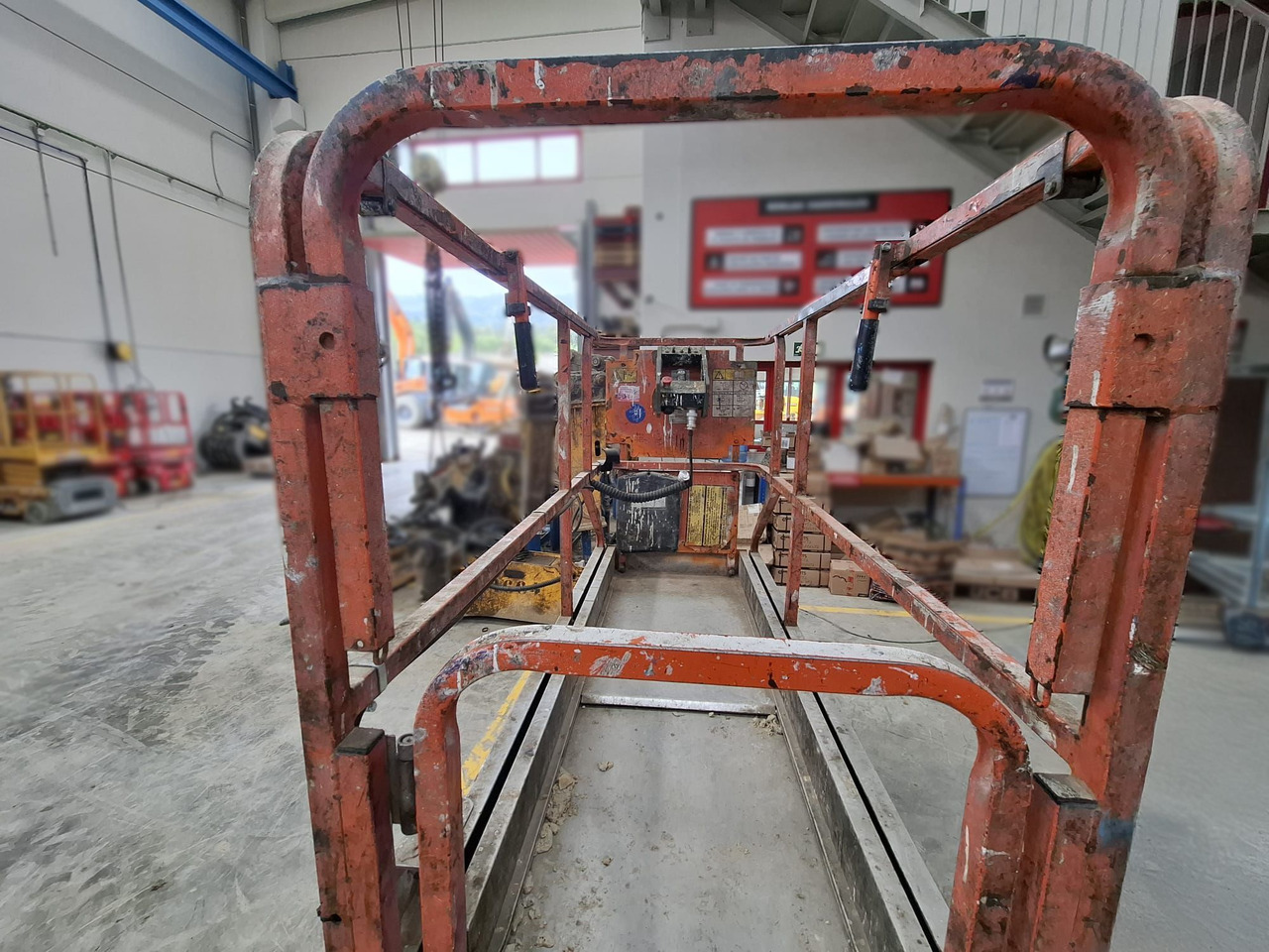 JLG 1930ES - Scissor lift: picture 4 JLG 1930ES - Scissor lift: picture 4