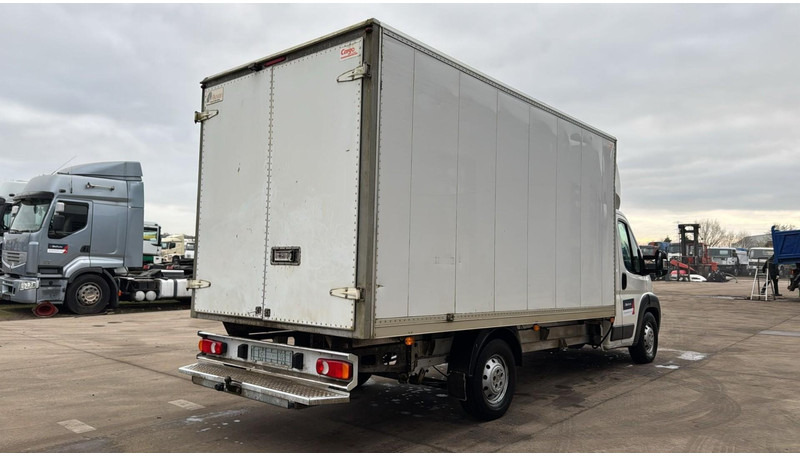 Citroën Jumper (3.0L / 180PS / EURO 5 / N1 / BELGIAN VAN) - Closed box van: picture 4 Citroën Jumper (3.0L / 180PS / EURO 5 / N1 / BELGIAN VAN) - Closed box van: picture 4