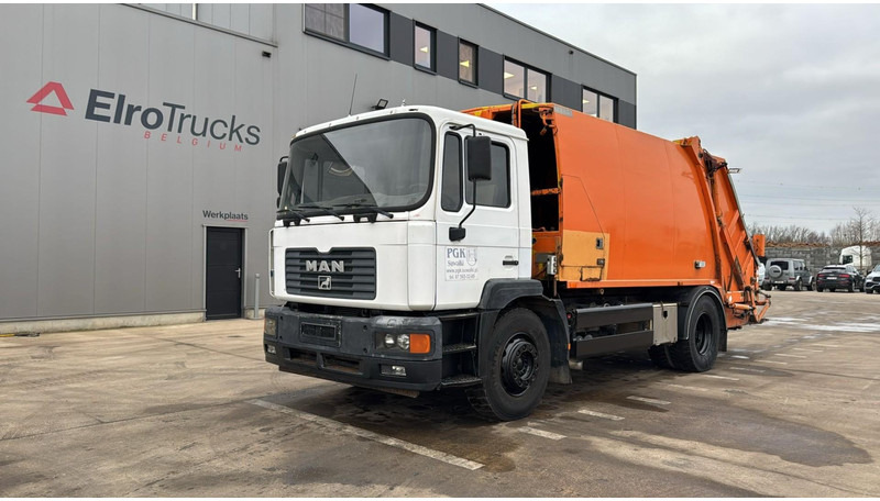 MAN F2000 (GARBAGE TRUCK / TOP CONDITION / 6 CYLINDER / MANUAL GEARBOX) - Garbage truck: picture 1 MAN F2000 (GARBAGE TRUCK / TOP CONDITION / 6 CYLINDER / MANUAL GEARBOX) - Garbage truck: picture 1