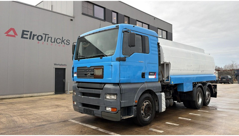 MAN TGA 26.360 (POMPE MANUELLE / 17000L / MANUAL PUMP / MANUAL GEARBOX / BOITE MANUELLE) - Tanker truck: picture 1 MAN TGA 26.360 (POMPE MANUELLE / 17000L / MANUAL PUMP / MANUAL GEARBOX / BOITE MANUELLE) - Tanker truck: picture 1