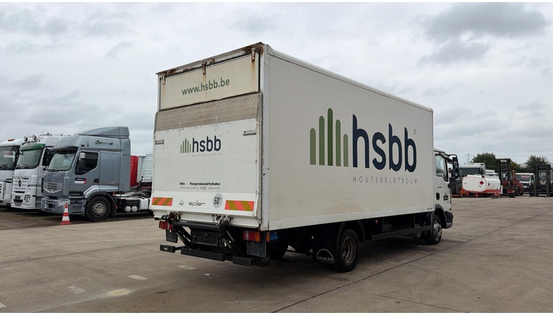 MAN TGL 8.180 (BELGIAN TRUCK / PERFECT CONDITION / MANUAL GEARBOX / LAMES / STEEL SUSP.) - Box truck: picture 4 MAN TGL 8.180 (BELGIAN TRUCK / PERFECT CONDITION / MANUAL GEARBOX / LAMES / STEEL SUSP.) - Box truck: picture 4