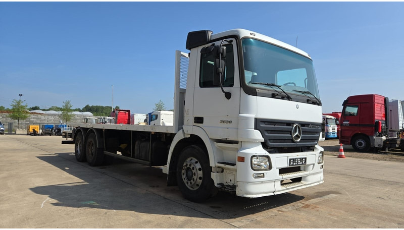Mercedes-Benz Actros 2636 (6X4 / LAMES / GRAND PONT / MP2 / STEEL SUSP. / BOITE MANUELLE / MANUAL GEARBOX / 9M CHASSIS !!!) - Dropside/ Flatbed truck: picture 3 Mercedes-Benz Actros 2636 (6X4 / LAMES / GRAND PONT / MP2 / STEEL SUSP. / BOITE MANUELLE / MANUAL GEARBOX / 9M CHASSIS !!!) - Dropside/ Flatbed truck: picture 3