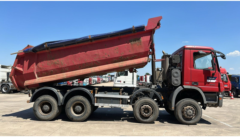 Mercedes-Benz Actros 4141 (8X6 / LAMES / STEEL / BIG AXLE / GRAND PONT / TAMBOURS / MANUAL GETRIEBE / MANUAL GEARBOX) - Tipper: picture 5 Mercedes-Benz Actros 4141 (8X6 / LAMES / STEEL / BIG AXLE / GRAND PONT / TAMBOURS / MANUAL GETRIEBE / MANUAL GEARBOX) - Tipper: picture 5