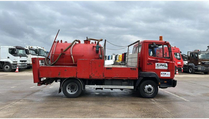 Mercedes-Benz SK 814 (VIDANGEUR / VACUUM / AUXILAIRY / SPER / STEEL SUSP. / LAMES) - Vacuum truck: picture 4 Mercedes-Benz SK 814 (VIDANGEUR / VACUUM / AUXILAIRY / SPER / STEEL SUSP. / LAMES) - Vacuum truck: picture 4