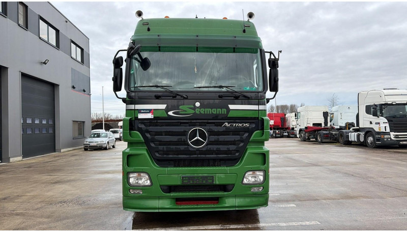 Mercedes-Benz actros 1844 (EPS / GRUE MKG 175 / CRANE MKG 175 / LAMES DEVANT / FRONT STEEL / PERFECT CONDITION / MP2) - Dropside/ Flatbed truck, Crane truck: picture 2 Mercedes-Benz actros 1844 (EPS / GRUE MKG 175 / CRANE MKG 175 / LAMES DEVANT / FRONT STEEL / PERFECT CONDITION / MP2) - Dropside/ Flatbed truck, Crane truck: picture 2