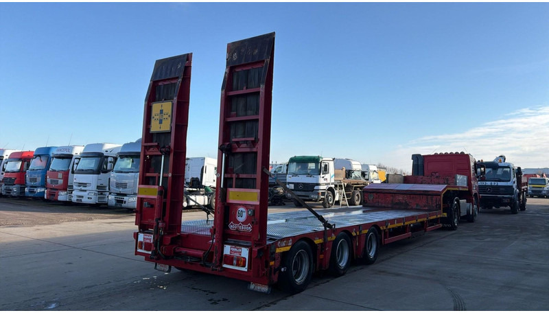 Nooteboom MCO-48-03 (BE TRAILER / 2 STEERING AXLES / 2 LENKASCHEN / 48T) - Low loader semi-trailer: picture 3 Nooteboom MCO-48-03 (BE TRAILER / 2 STEERING AXLES / 2 LENKASCHEN / 48T) - Low loader semi-trailer: picture 3