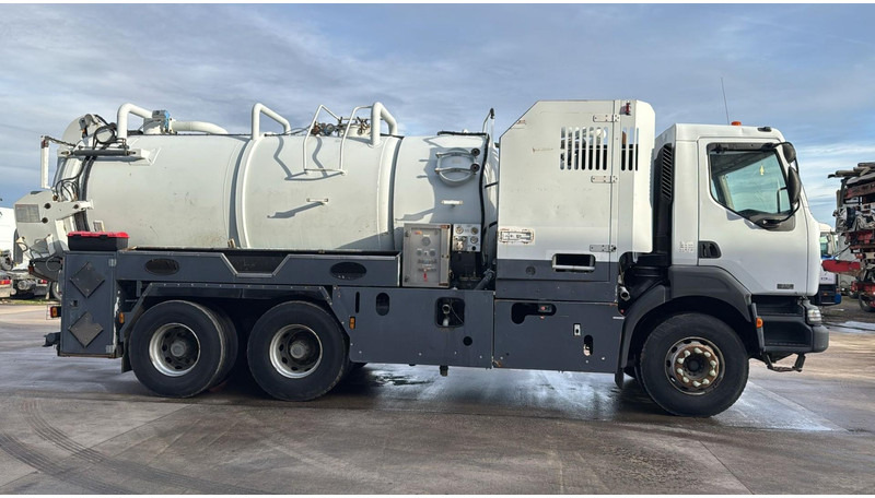 Renault Kerax 370 (10970L / CAMION FRANCAIS / VIDANGEUR / 6X4 / LAMES / GRAND PONT) - Vacuum truck: picture 3 Renault Kerax 370 (10970L / CAMION FRANCAIS / VIDANGEUR / 6X4 / LAMES / GRAND PONT) - Vacuum truck: picture 3