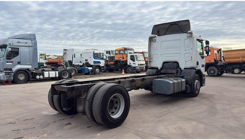 Renault Premium 250 (POMPE MANUELLE / MANUAL PUMP) - Cab chassis truck: picture 4 Renault Premium 250 (POMPE MANUELLE / MANUAL PUMP) - Cab chassis truck: picture 4