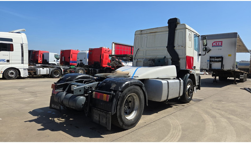 DAF 95 ATI 400 (EURO 2 / MANUAL PUMP / MANUAL GEARBOX / POMPE MANUELLE) - Tractor unit: picture 4 DAF 95 ATI 400 (EURO 2 / MANUAL PUMP / MANUAL GEARBOX / POMPE MANUELLE) - Tractor unit: picture 4