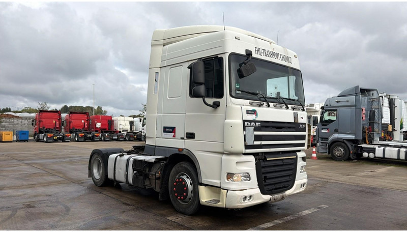 DAF XF 105.410 (BOITE MANUELLE / MANUAL GEARBOX) - Tractor unit: picture 2 DAF XF 105.410 (BOITE MANUELLE / MANUAL GEARBOX) - Tractor unit: picture 2