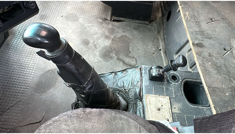 Renault Magnum AE 420 (2 CULLASE / MANUAL PUMP / POMPE MANUELLE / GRAND PONT / BIG AXLE) leasing Renault Magnum AE 420 (2 CULLASE / MANUAL PUMP / POMPE MANUELLE / GRAND PONT / BIG AXLE): picture 19