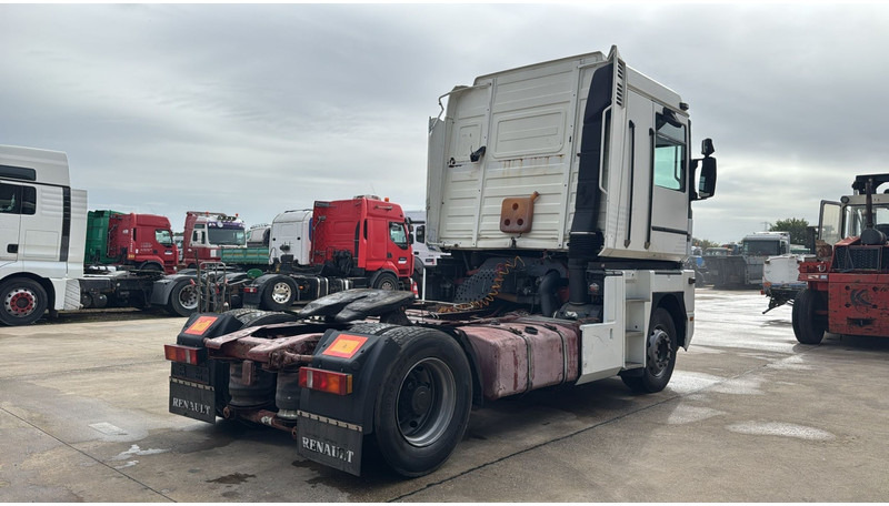 Renault Magnum AE 420 (POMPE MANUELLE / 2 CULASSE / MANUAL PUMP / GRAND PONT) - Tractor unit: picture 4 Renault Magnum AE 420 (POMPE MANUELLE / 2 CULASSE / MANUAL PUMP / GRAND PONT) - Tractor unit: picture 4