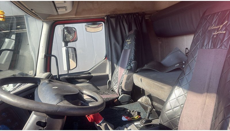 Renault Premium 420 (BOITE MANUELLE / MANUAL GEARBOX) leasing Renault Premium 420 (BOITE MANUELLE / MANUAL GEARBOX): picture 19