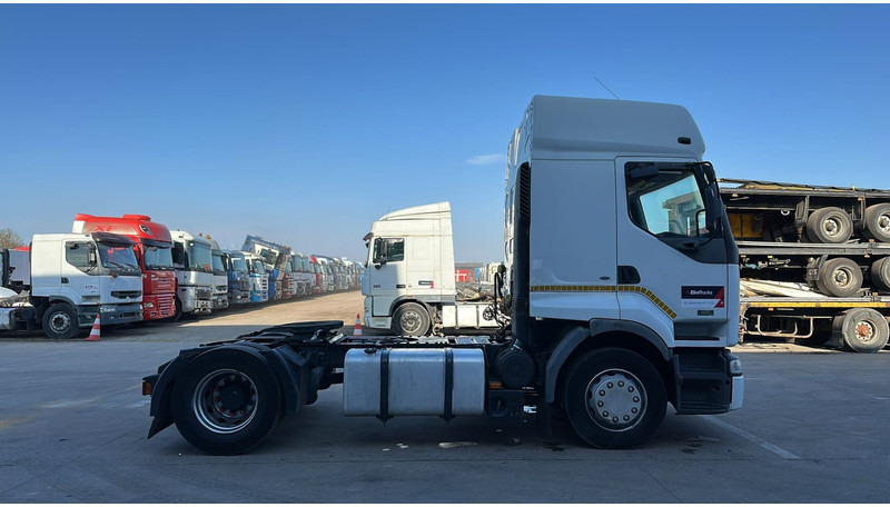 Renault Premium 420 (TRES PROPRE / PARFAIT ETAT / BOITE MANUELLE / MANUAL GEARBOX) - Tractor unit: picture 2 Renault Premium 420 (TRES PROPRE / PARFAIT ETAT / BOITE MANUELLE / MANUAL GEARBOX) - Tractor unit: picture 2