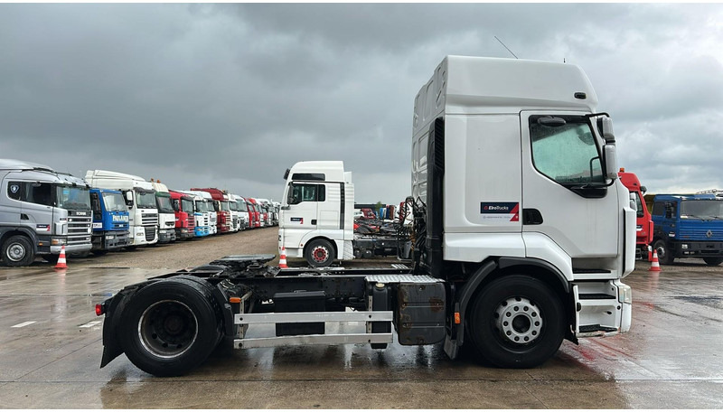 Renault Premium 450 (BOITE MANUELLE / MANUAL GEARBOX) - Tractor unit: picture 4 Renault Premium 450 (BOITE MANUELLE / MANUAL GEARBOX) - Tractor unit: picture 4