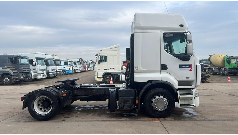 Renault Premium 450 (BOITE MANUELLE / MANUAL GEARBOX) - Tractor unit: picture 3 Renault Premium 450 (BOITE MANUELLE / MANUAL GEARBOX) - Tractor unit: picture 3