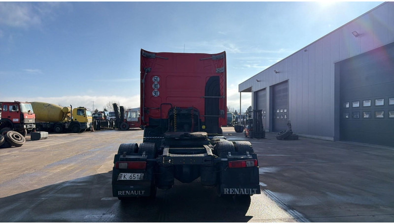 Renault Premium 450 DXI (BOITE MANUELLE / MANUAL GEARBOX) - Tractor unit: picture 5 Renault Premium 450 DXI (BOITE MANUELLE / MANUAL GEARBOX) - Tractor unit: picture 5