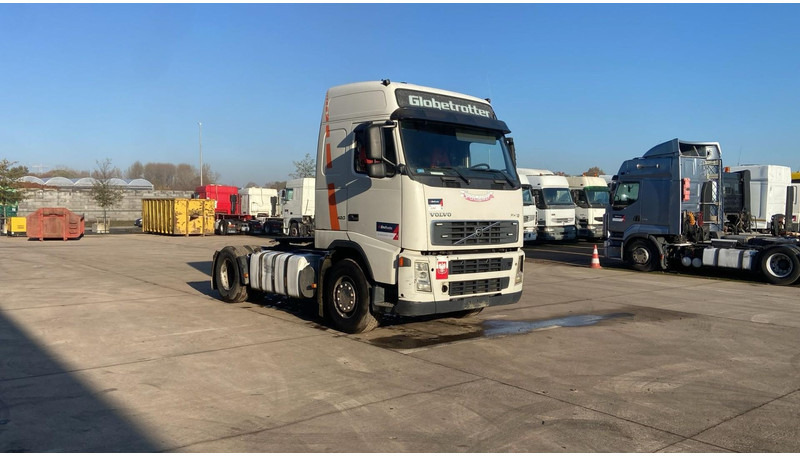 Volvo FH 12.420 (PTO / POMPE HYDRAULIQUE / BOITE MANUELLE / MANUAL GEARBOX) - Tractor unit: picture 3 Volvo FH 12.420 (PTO / POMPE HYDRAULIQUE / BOITE MANUELLE / MANUAL GEARBOX) - Tractor unit: picture 3