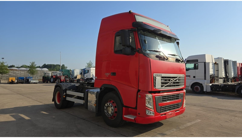 Volvo FH 420 (CLEAN TRUCK / GOOD CONDITION / CHASSIS GOOD) - Tractor unit: picture 3 Volvo FH 420 (CLEAN TRUCK / GOOD CONDITION / CHASSIS GOOD) - Tractor unit: picture 3