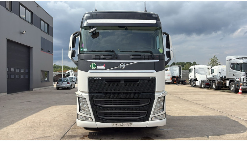Volvo FH 460 (CHASSIS 2015 / PERFECT CONDITION / CLEAN CHASSIS) - Tractor unit: picture 4 Volvo FH 460 (CHASSIS 2015 / PERFECT CONDITION / CLEAN CHASSIS) - Tractor unit: picture 4