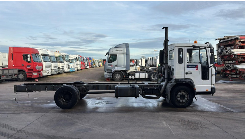 Volvo FL 220 (BELGIAN TRUCK / CAMION BELGE / MANUAL GEARBOX) - Cab chassis truck: picture 5 Volvo FL 220 (BELGIAN TRUCK / CAMION BELGE / MANUAL GEARBOX) - Cab chassis truck: picture 5