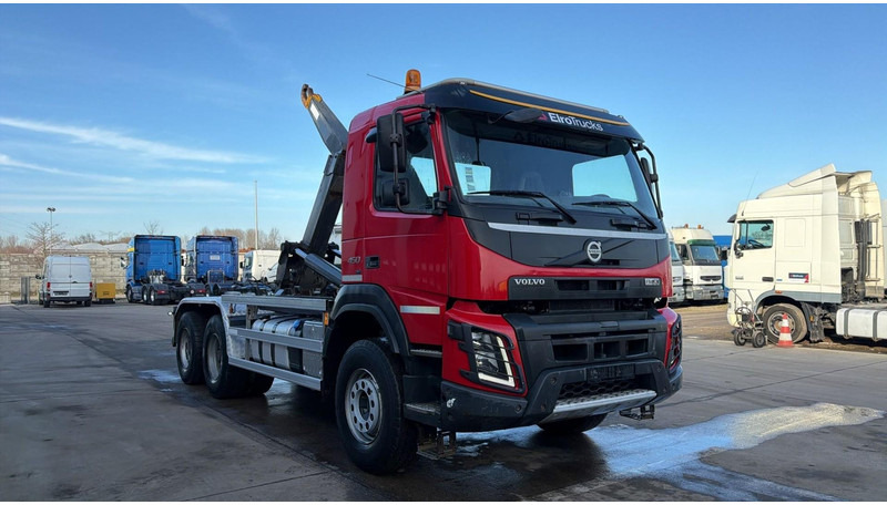 Volvo FMX 450 (BE TRUCK / WHEELBASE 3900 / 23T HOOK / 6X4 / BIG HUB / GROSSE ASCHEN) - Hook lift truck: picture 3 Volvo FMX 450 (BE TRUCK / WHEELBASE 3900 / 23T HOOK / 6X4 / BIG HUB / GROSSE ASCHEN) - Hook lift truck: picture 3