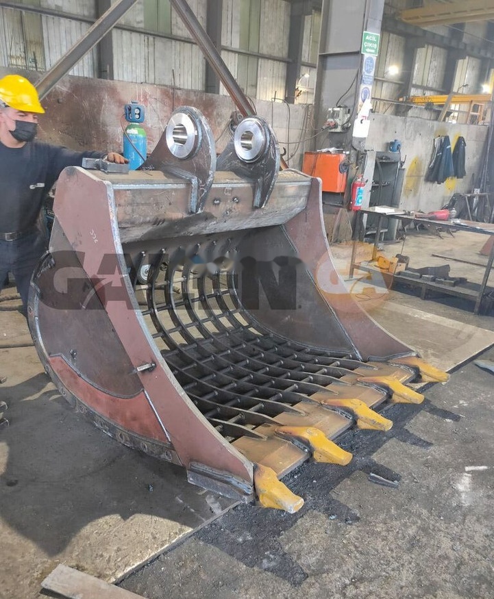 Caterpillar 336 Sorting Bucket - Sorting bucket: picture 3 Caterpillar 336 Sorting Bucket - Sorting bucket: picture 3