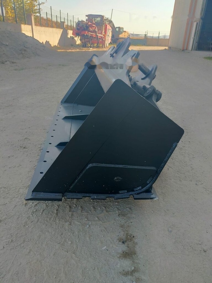 Galen OQ65 Tilt Bucket - Excavator bucket: picture 1 Galen OQ65 Tilt Bucket - Excavator bucket: picture 1