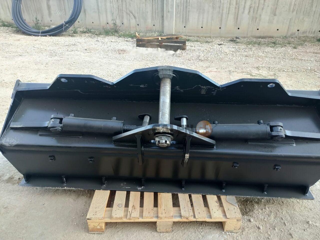Galen OQ65 Tilt Bucket - Excavator bucket: picture 4 Galen OQ65 Tilt Bucket - Excavator bucket: picture 4