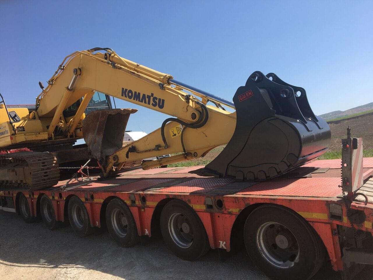 Komatsu PC350 Rock Bucket - Excavator bucket: picture 2 Komatsu PC350 Rock Bucket - Excavator bucket: picture 2