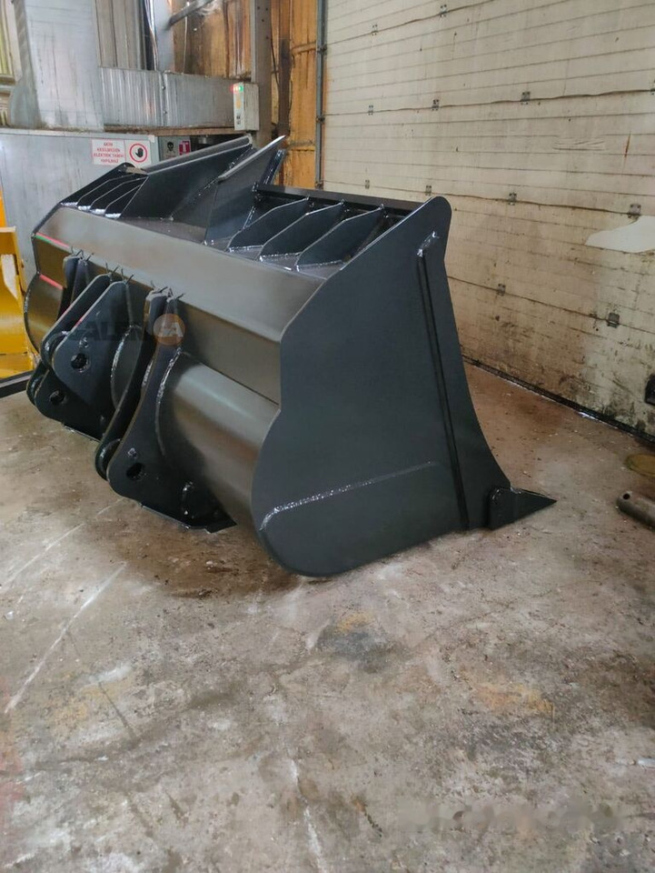 Liebherr L550 - Loader bucket: picture 4 Liebherr L550 - Loader bucket: picture 4
