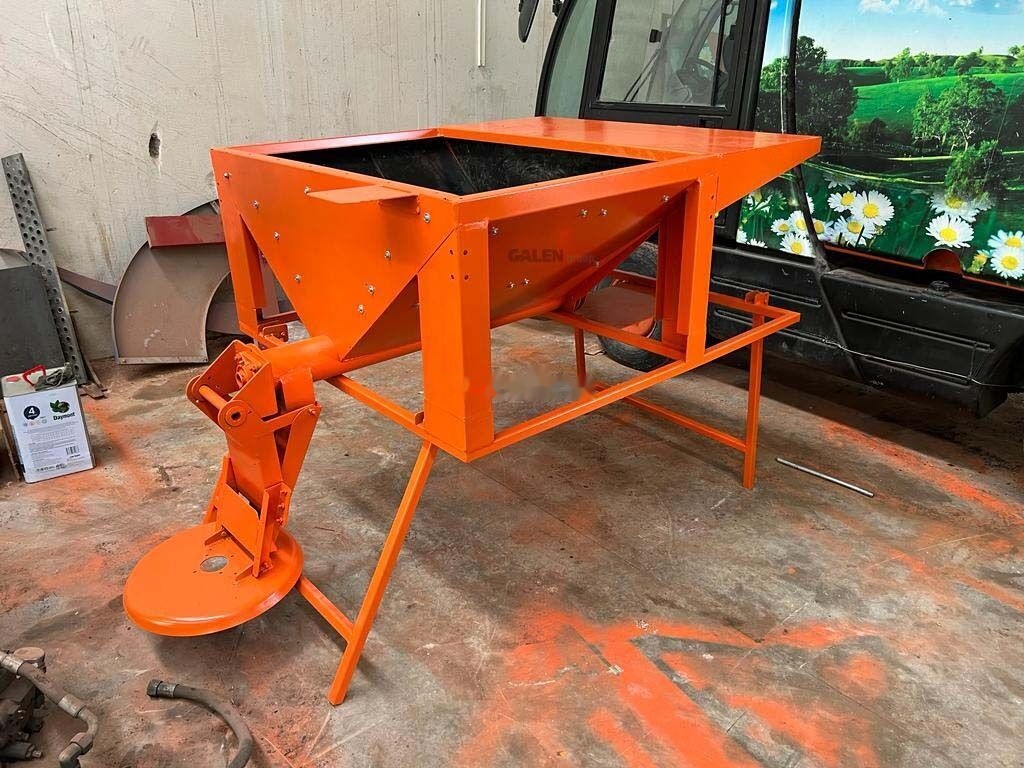 New Electrical Salt Spreader - Sand/ Salt spreader: picture 1 New Electrical Salt Spreader - Sand/ Salt spreader: picture 1