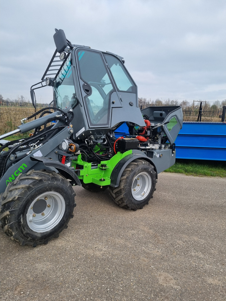 WCM L2412 - Wheel loader: picture 2 WCM L2412 - Wheel loader: picture 2