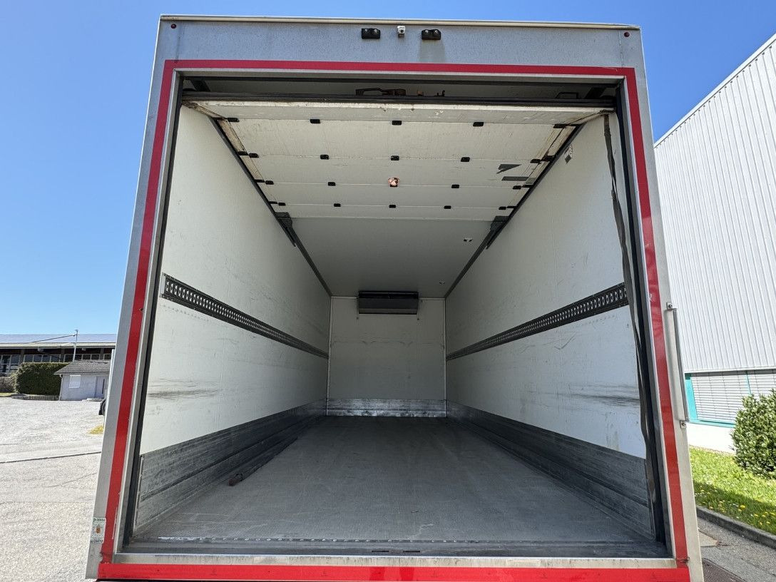Refrigerator truck Mercedes-Benz Antos 2533L Kühlkoffer TK T-800R Lenkachse TOP: picture 10
